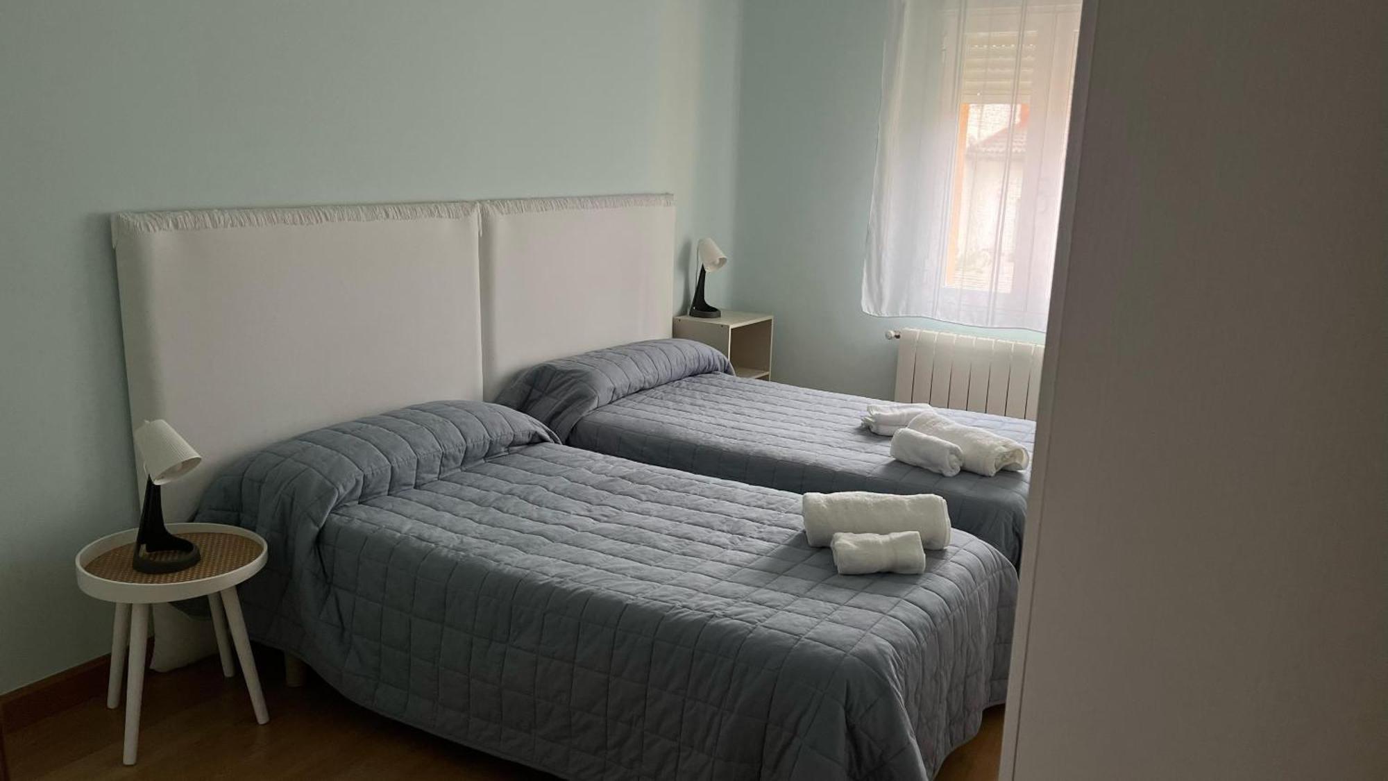 Vivienda Al Pie Del Castillo Бургос Экстерьер фото